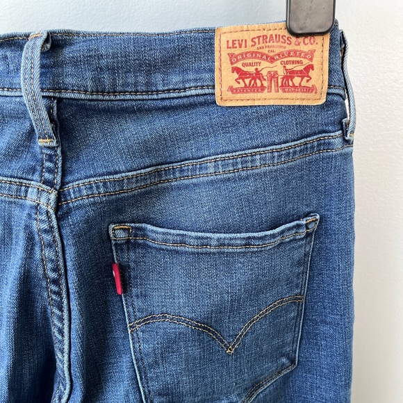 Levi 311 Jeans - Picture 4 of 6